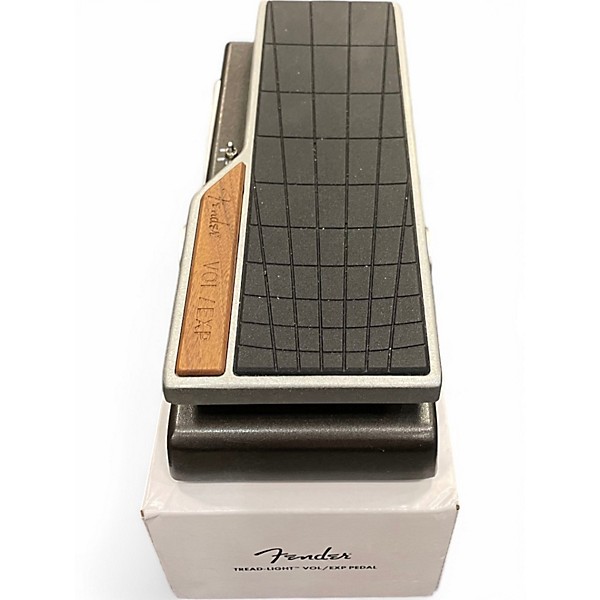 Used Fender Used Fender Tread-Light Volume/Expression Pedal