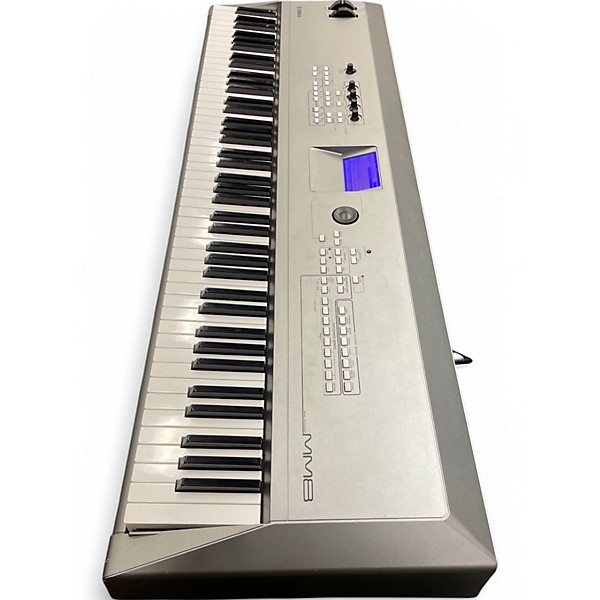 Used Yamaha MM8 88 Key Synthesizer