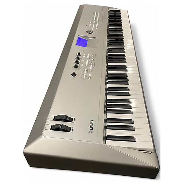 Used Yamaha MM8 88 Key Synthesizer