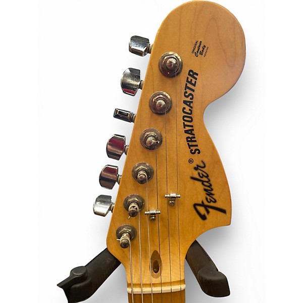 Used Fender American Special Stratocaster Cherry Solid Body Electric Guitar