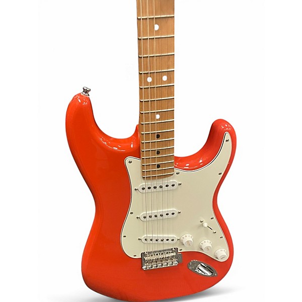 Used Fender Player Series Limited-Edition Roasted Maple Neck Fiesta Red Solid Body Electric Guitar