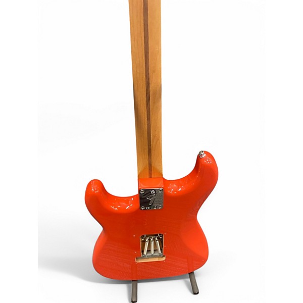 Used Fender Player Series Limited-Edition Roasted Maple Neck Fiesta Red Solid Body Electric Guitar