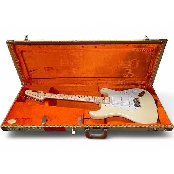 Used Fender Artist Series Eric Clapton Stratocaster Classic White Solid Body Electric Guitar