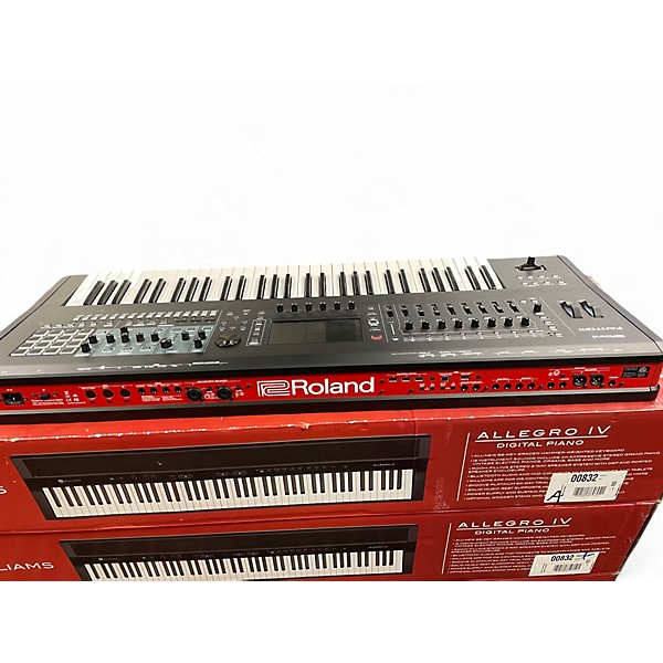 Used Roland Fantom 6 Keyboard Workstation
