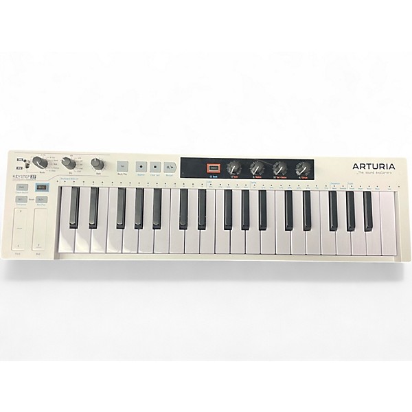 ☆ ARTURIA Keystep 37 MIDIコントローラー中古美品です