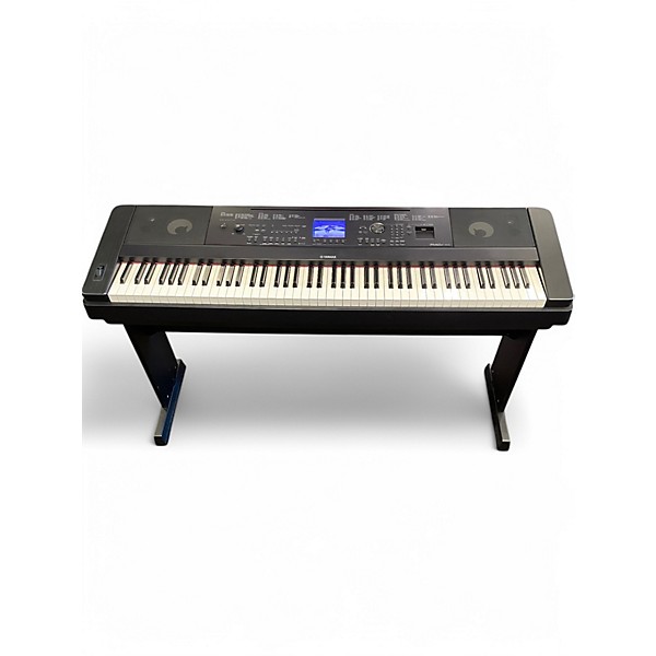 Used Yamaha DGX660 Portable Keyboard
