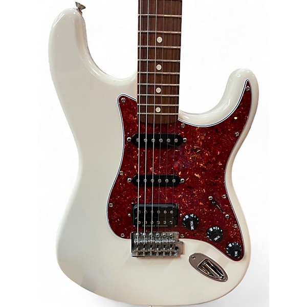 Used Fender Player Stratocaster HSS Vintage White Solid Body Electric Guitar