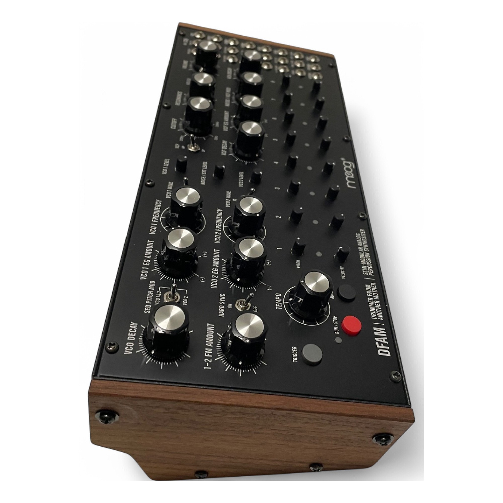 世界的に有名な Used Moog Used Moog DFAM Synthesizer | Guitar Center 鍵盤楽器