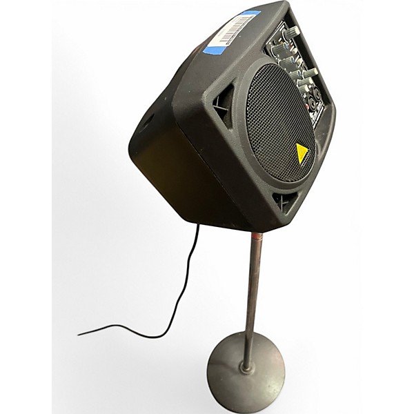 Used Behringer Used Behringer EUROLIVE B205D Powered Monitor