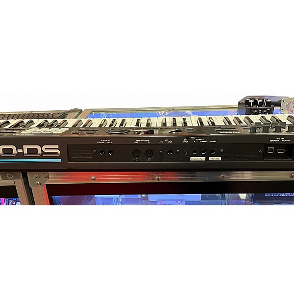 Used Roland juno-DS Synthesizer