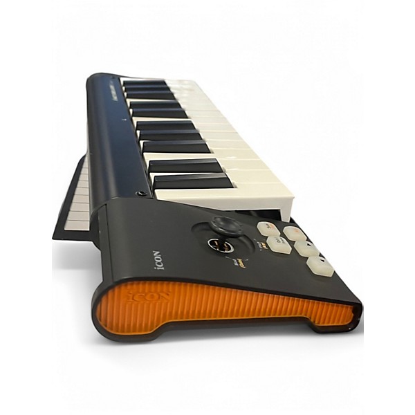 Used Icon IKEYBOARD 3 MINI MIDI Controller