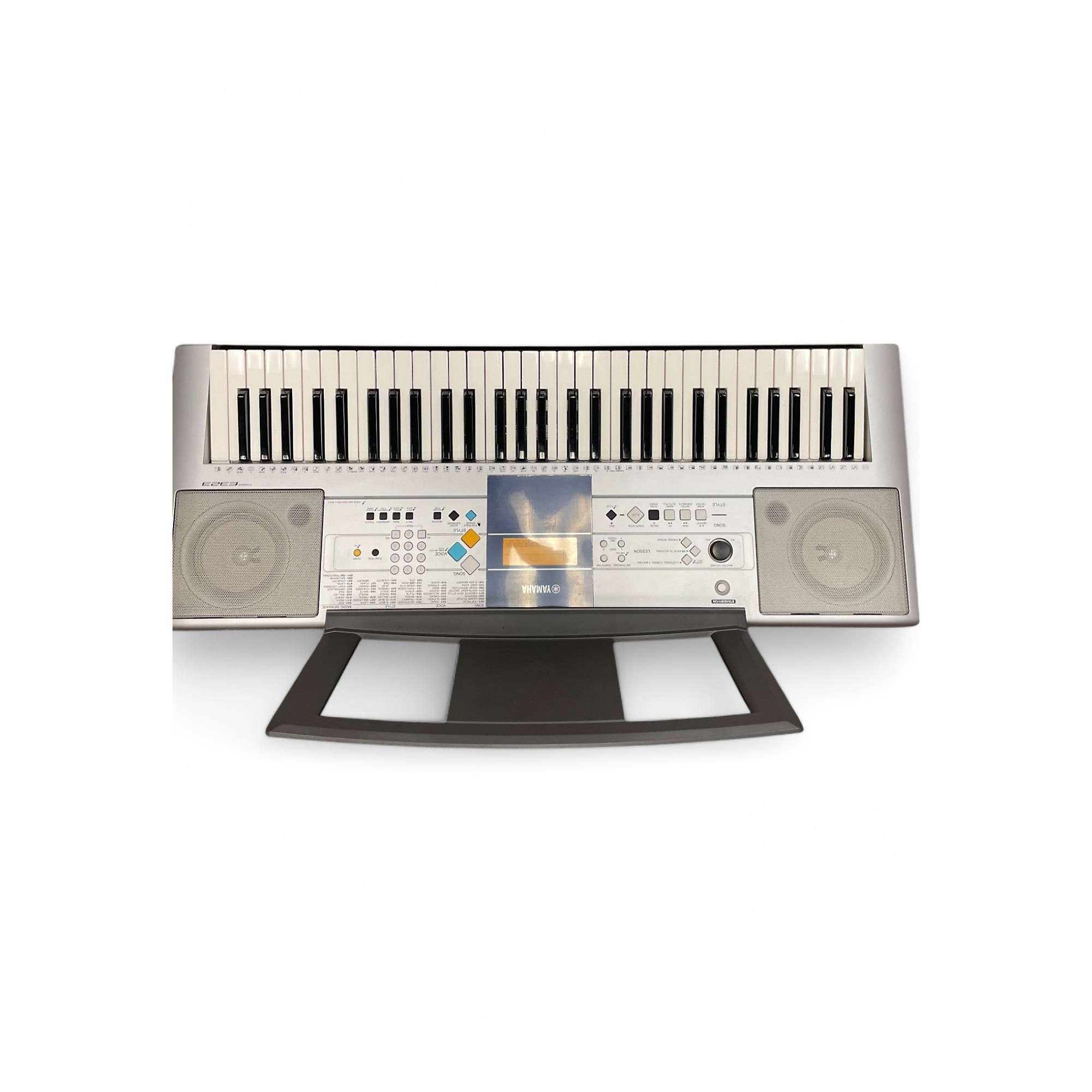 ヤマハＰSRＥ323 Used Yamaha PSRE323 61 Key Portable Keyboard | Guitar Center