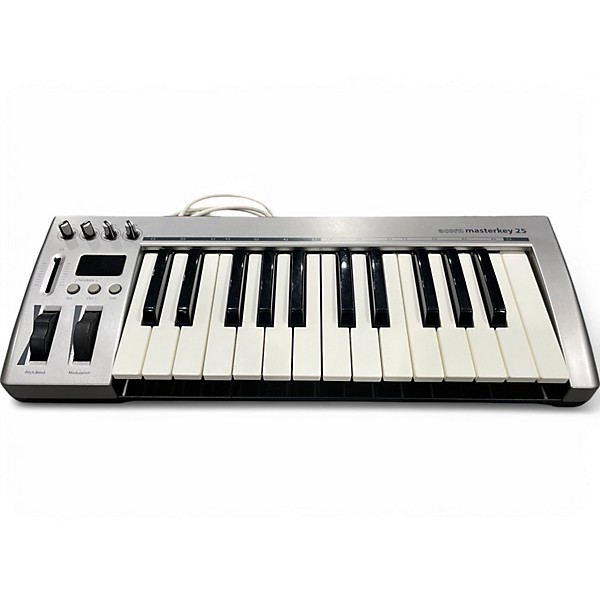 Used Acorn MASTERKEY 25 MIDI Controller
