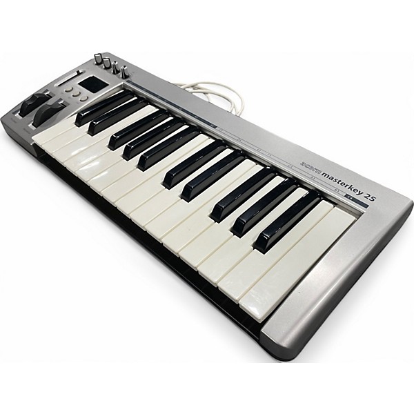 Used Acorn MASTERKEY 25 MIDI Controller