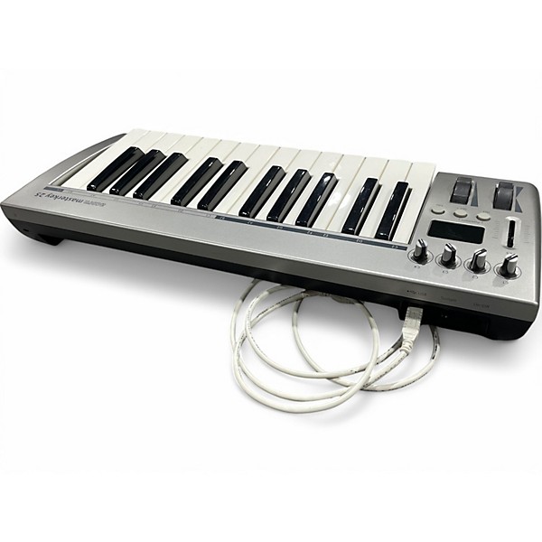Used Acorn MASTERKEY 25 MIDI Controller