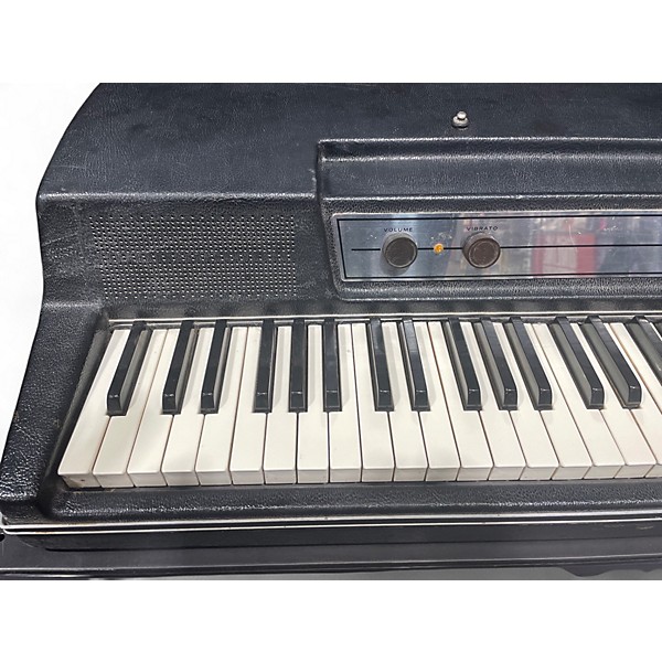 Vintage 1973 Wurlitzer Electric Piano Acoustic Piano
