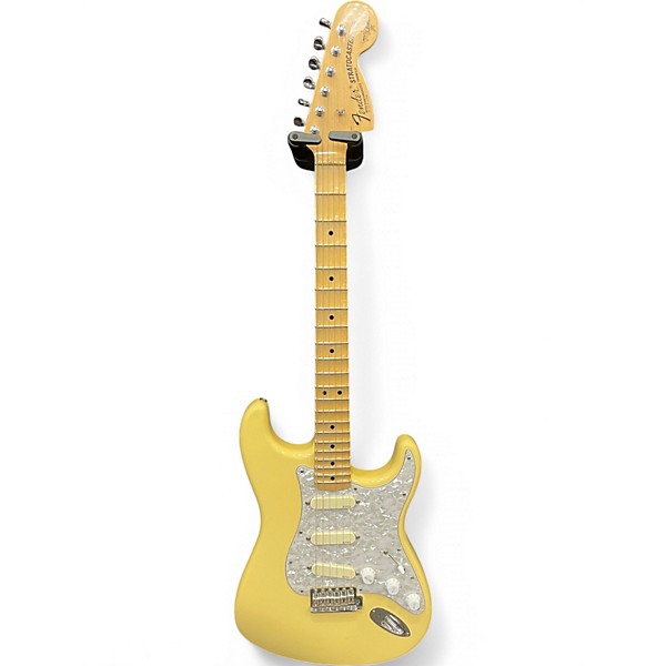 Used Fender Custom Shop Yngwie Malmsteen Stratocaster Vintage White Solid Body Electric Guitar