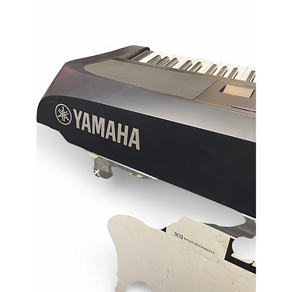Used Yamaha dgx670 Digital Piano