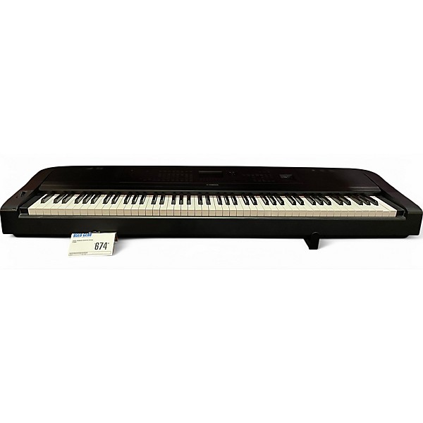 Used Yamaha DGX670 Stage Piano
