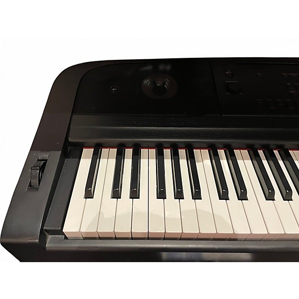 Used Yamaha DGX670 Stage Piano