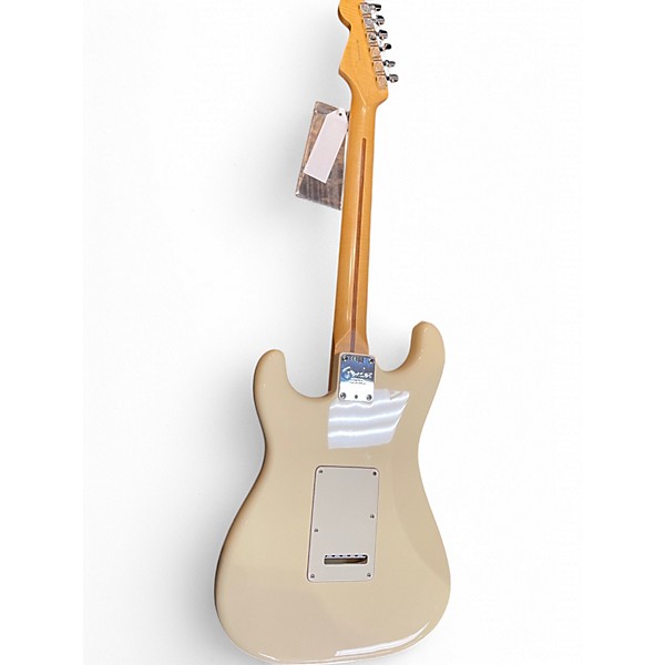 Used Fender American Standard Stratocaster Olympic White Solid Body Electric Guitar