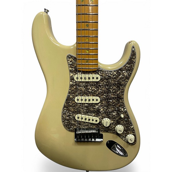 Used Fender Deluxe Stratocaster Honey Blonde Solid Body Electric Guitar