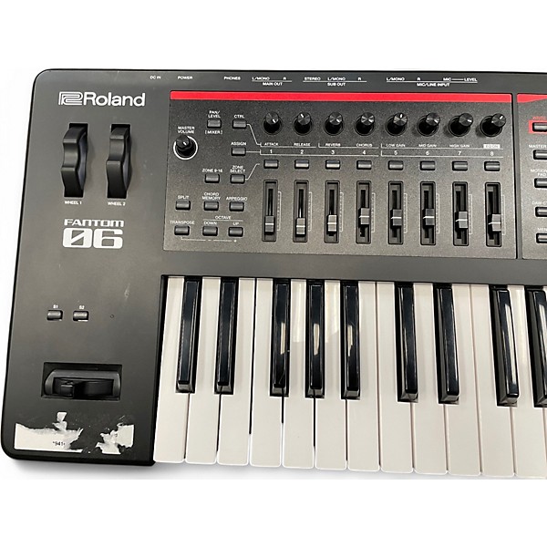 Used Roland Fantom 06 Keyboard Workstation
