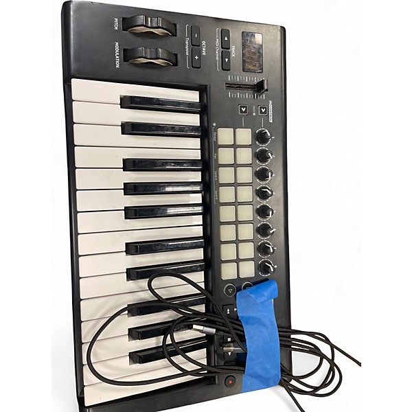 Used Novation Launchkey 25 Key MIDI Controller
