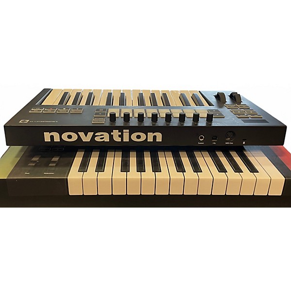 Used Novation Used Novation Launchkey 25 Key MIDI Controller
