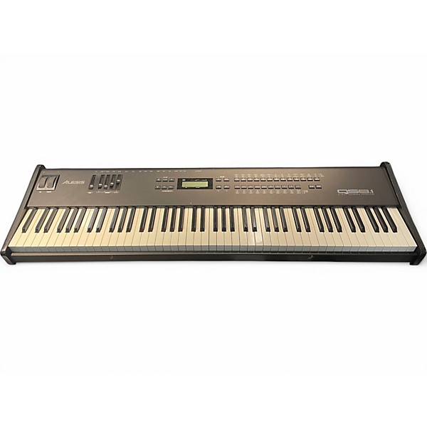 Used Alesis QS 8.1