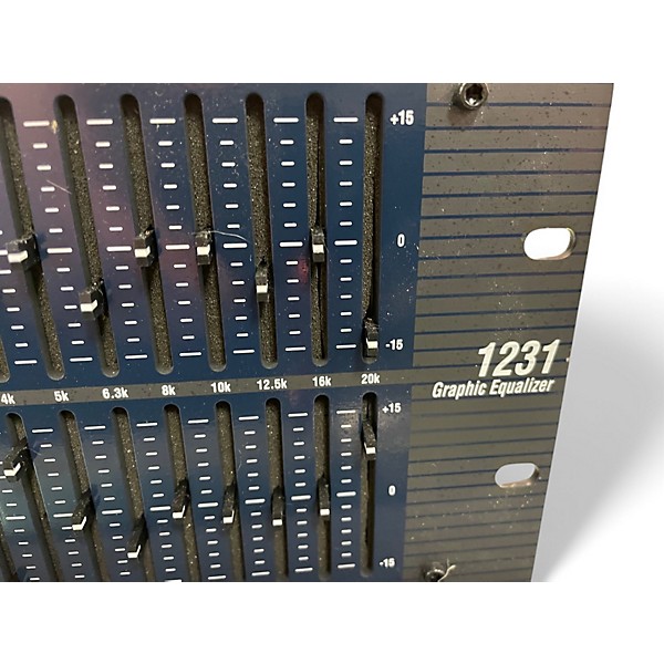 Used dbx 1231 Powered Mixer