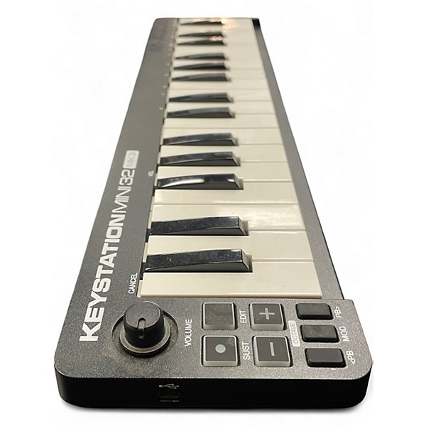 Used M-Audio Mini 32 MIDI Controller