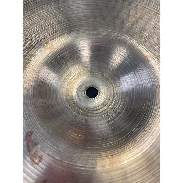 Used Zildjian 18in Avedis Cymbal