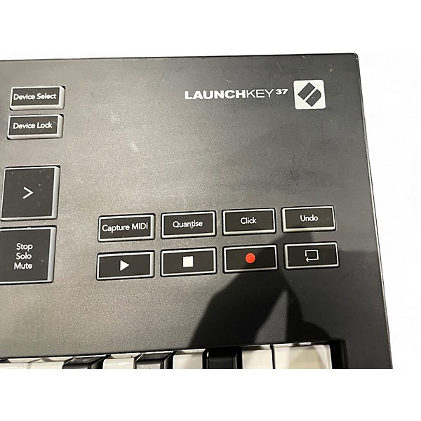 Used Novation Used Novation LAUNCHKEY 37 KEY | Guitar Center
