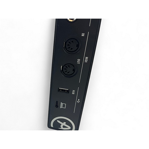 Used Arturia MINIFUSE 2 Audio Interface