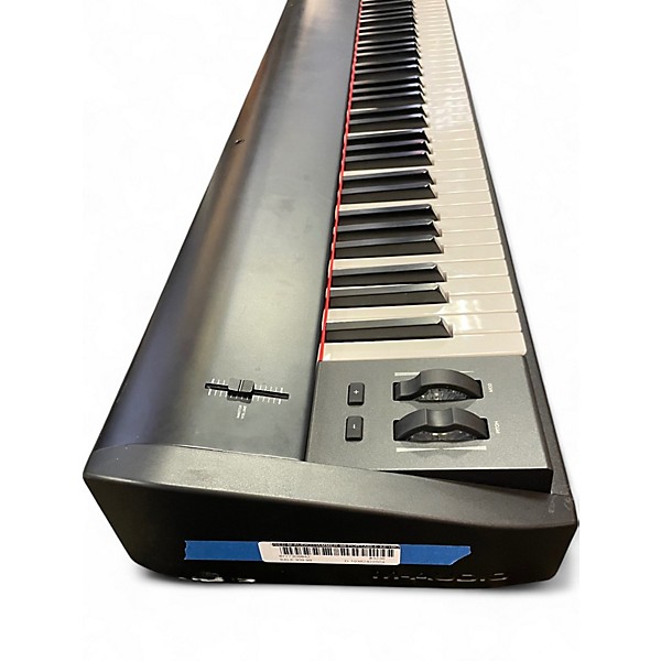 Used M-Audio hammer 88 Portable Keyboard