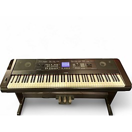 Used Yamaha DGX650 88 Key Portable Keyboard