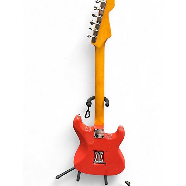 Used Fender AMERICAN VINTAGE II 1961 STRATOCASTER Fiesta Red Solid Body Electric Guitar