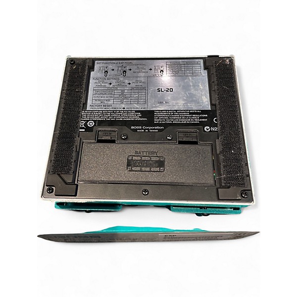 Used BOSS SL20 Slicer Twin Pedal