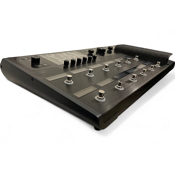 Used Line 6 Helix Effect Processor