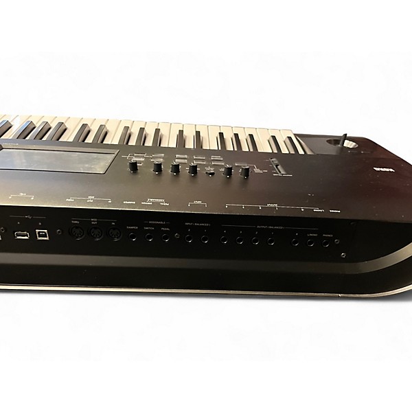 Used KORG Nautilus 61 Keyboard Workstation