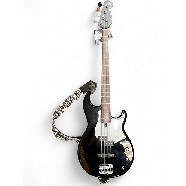 Used Yamaha broadbass 4 string Black Electric Bass Guitar