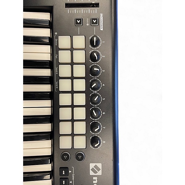 Used Novation Launchkey 25 Key MIDI Controller