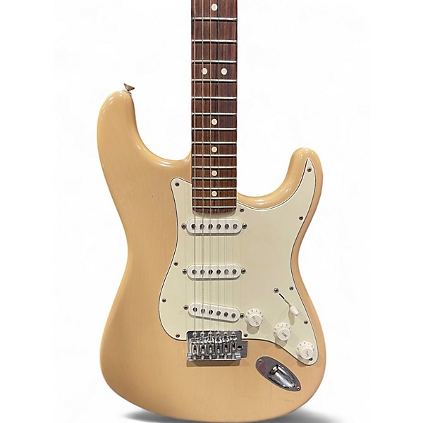 Used Fender Highway One Stratocaster Honey Blonde Solid Body Electric Guitar