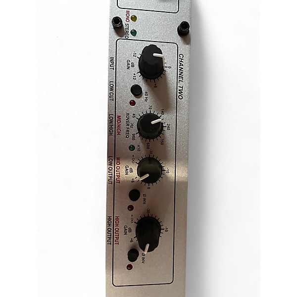 Used dbx 223XS Stereo 2-Way/Mono 3-Way Crossover