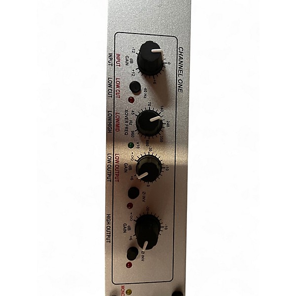 Used dbx 223XS Stereo 2-Way/Mono 3-Way Crossover