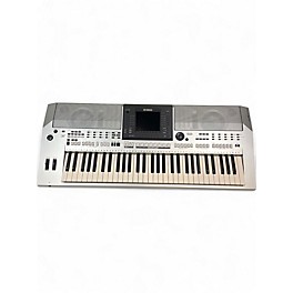 Used Yamaha PSRS900 61 Key Arranger Keyboard
