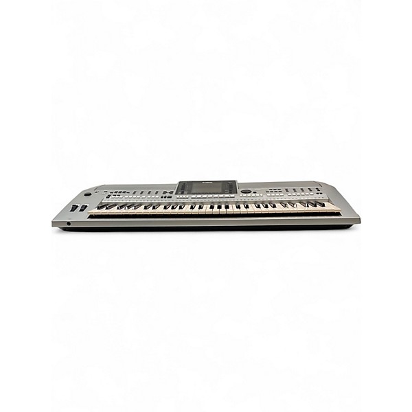 Used Yamaha PSRS900 61 Key Arranger Keyboard