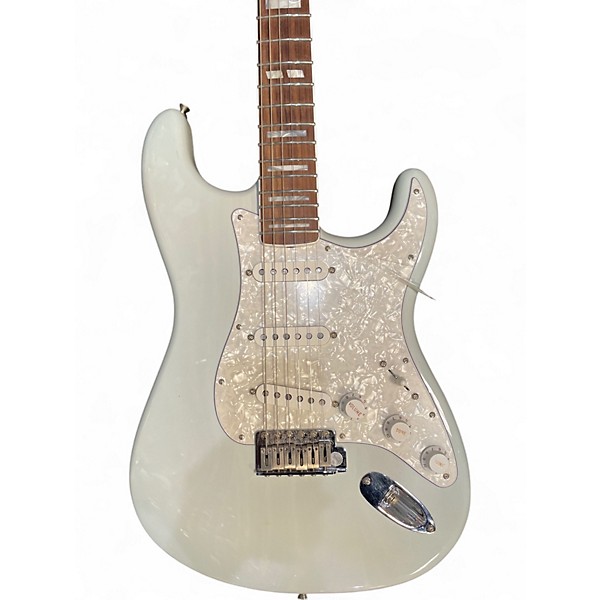 Used Starcaster by Fender KENNY WAYNE SHEPHERD STRATOCASTER USA Sonic Blue Solid Body Electric Guitar