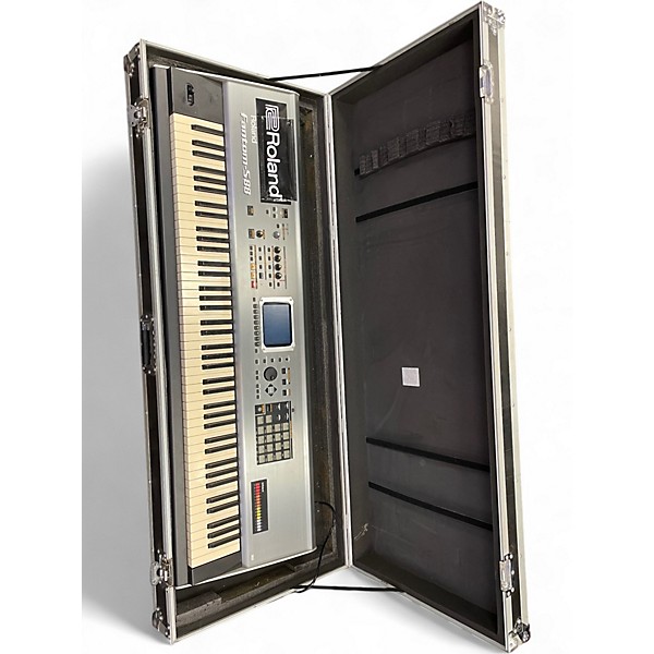 Used Roland fantom s88 Keyboard Workstation